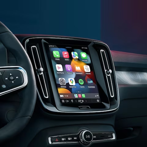 Volvo EC40 Apple Carplay display Svenscar