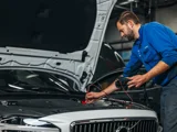 SvensCar Automonteur Accu Controle Werkplaats