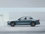 Volvo S60 linker zijkant
