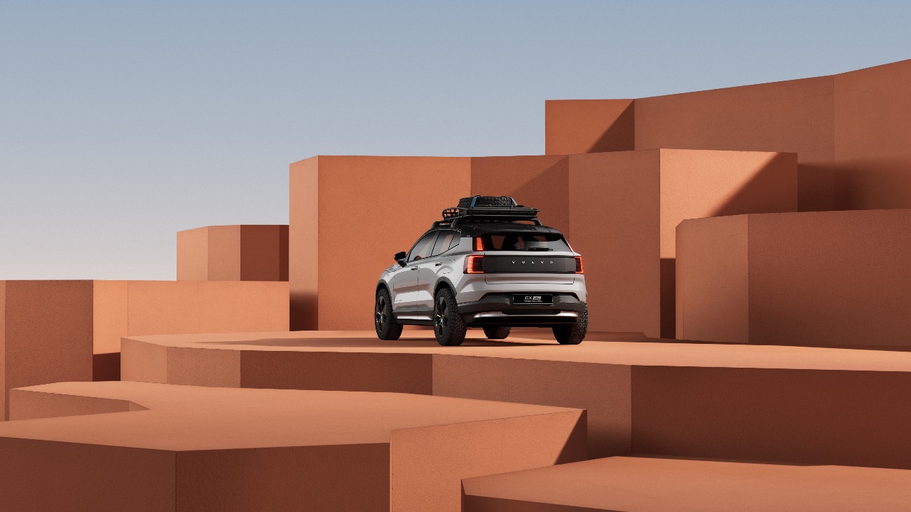 Volvo EX30 Cross Country Achterkant 